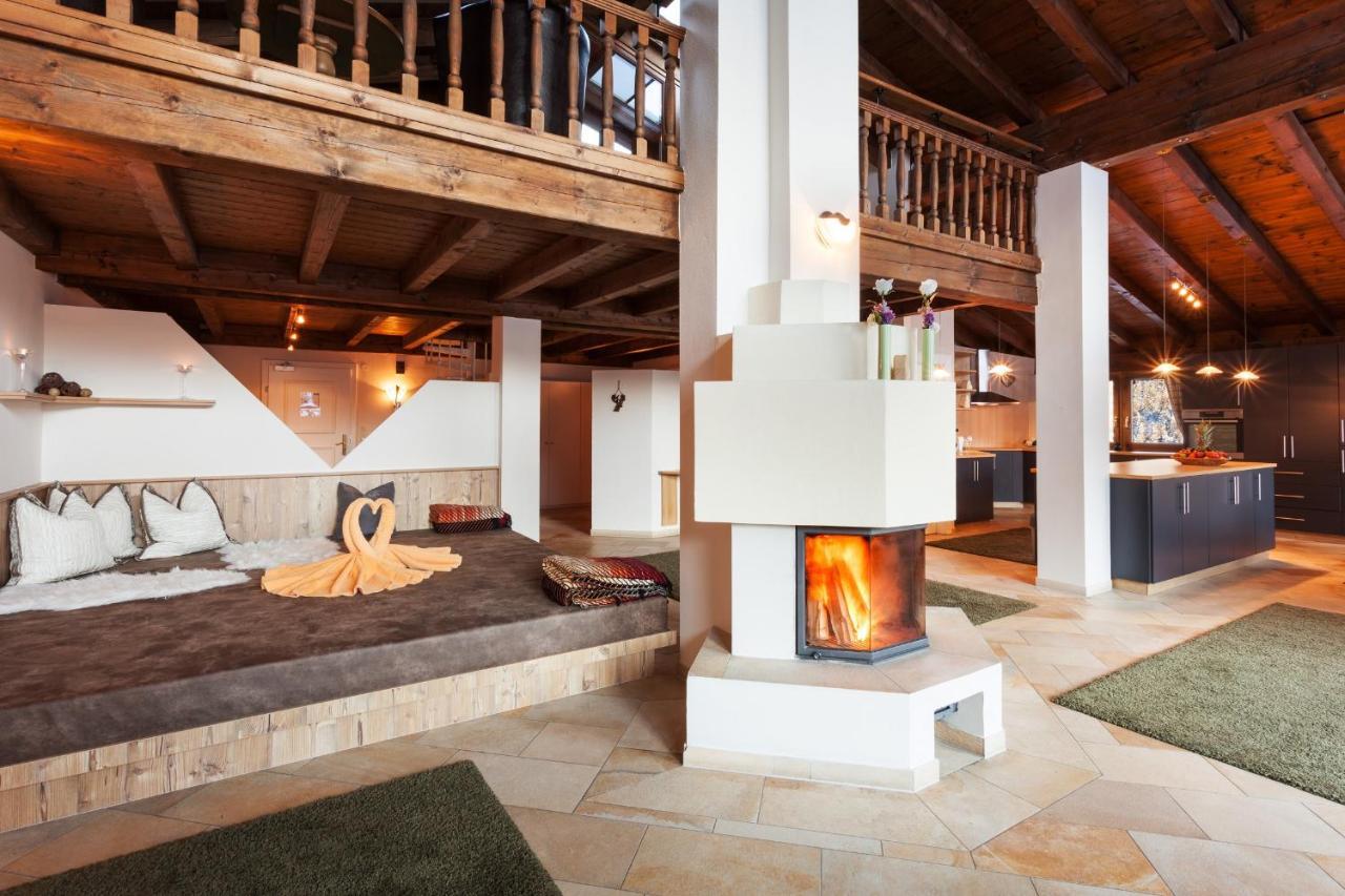 Superior Suite,967730197:JPEG